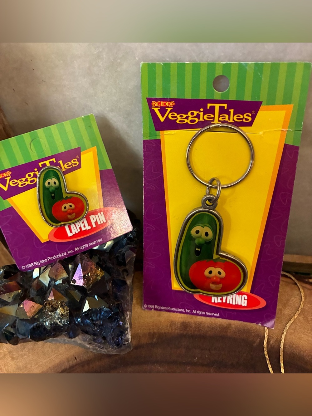 Vintage Veggie Tales Larry and Bob Lapel Pin and Key Ring Set (2 Piece Set)